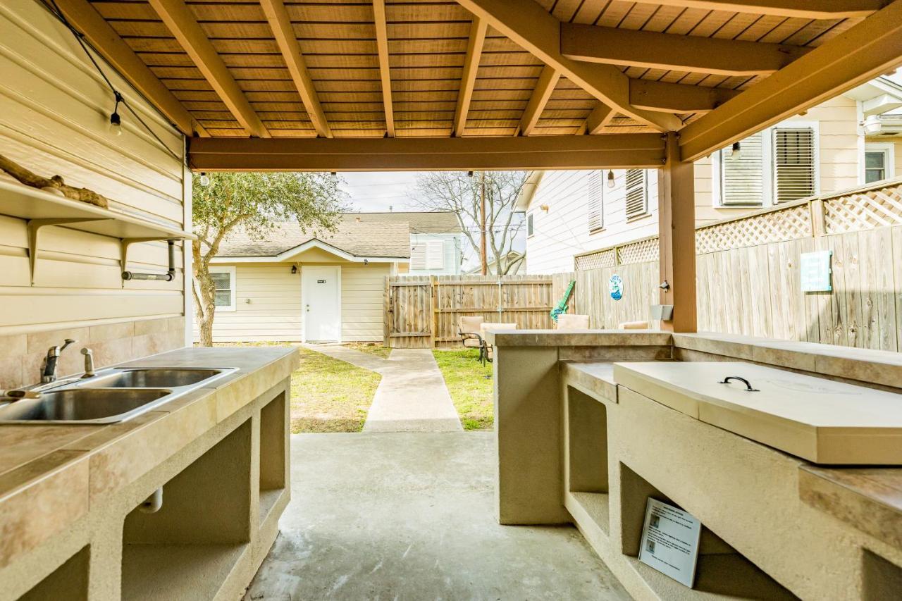 Villa Nautical Niche- Upstairs Galveston Exterior foto